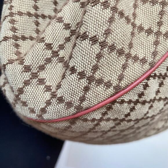 Authentic Gucci Canvas & Pink Leather Shoulder Bag - Picture 15 of 16